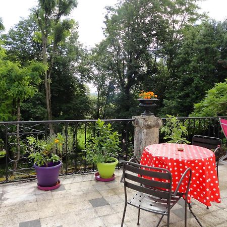 Bed and Breakfast Le Figuier De Pauline Luzech Esterno foto