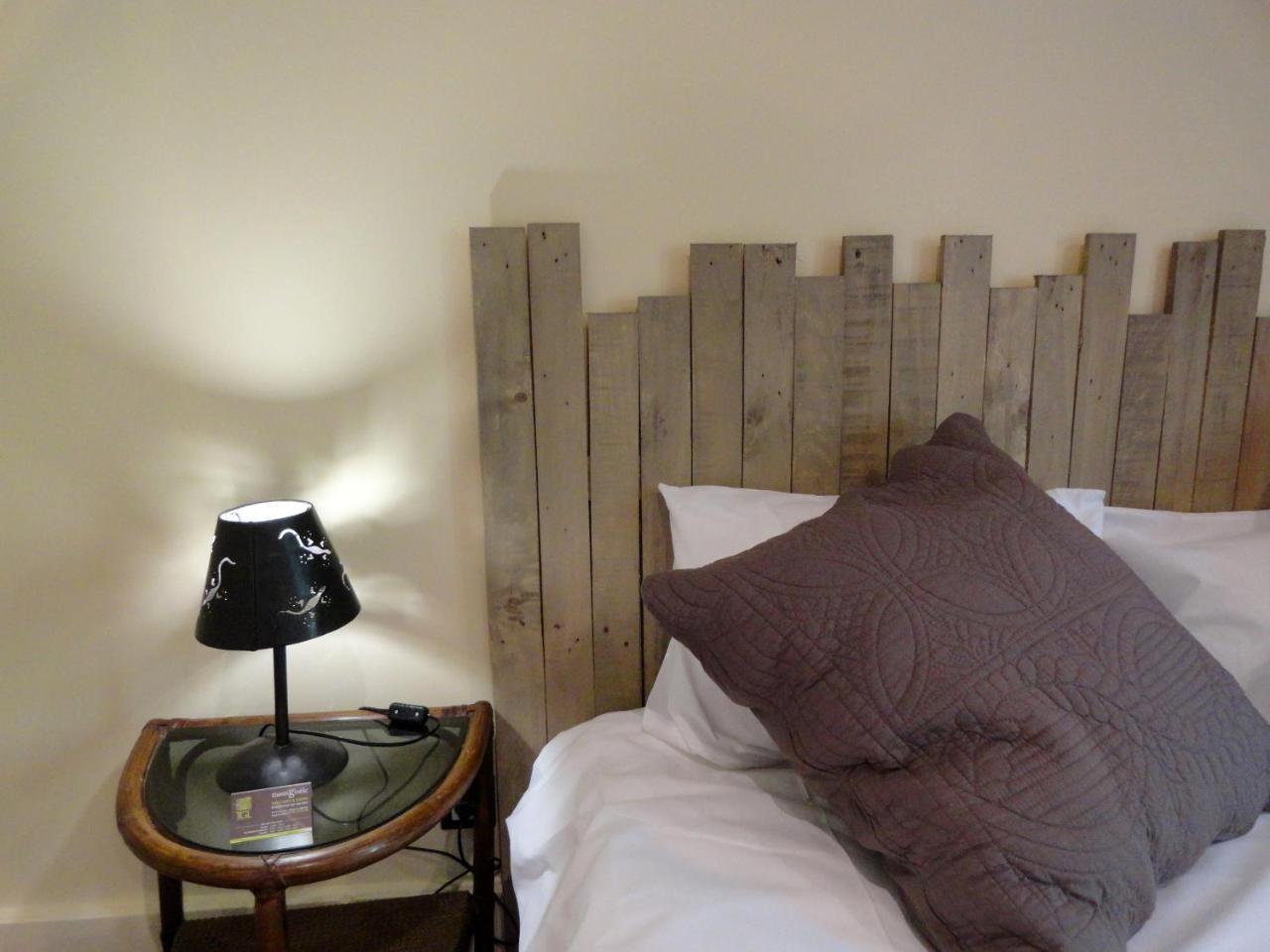 Bed and Breakfast Le Figuier De Pauline Luzech Esterno foto