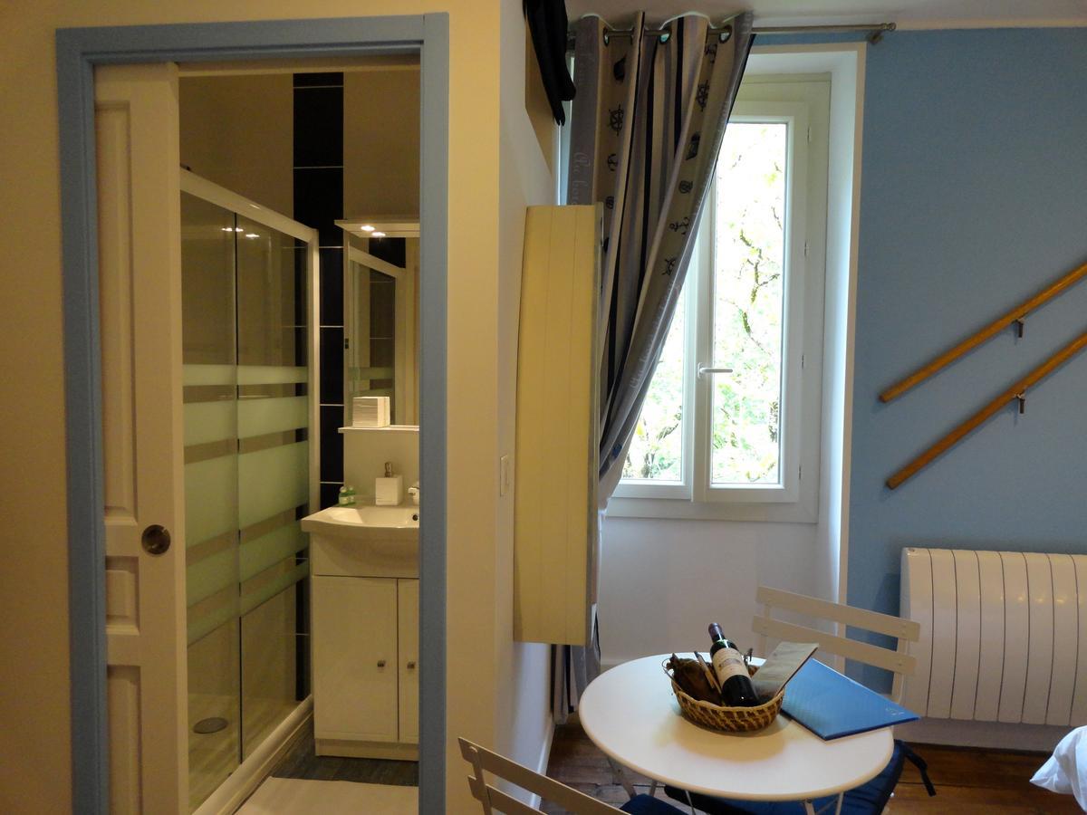 Bed and Breakfast Le Figuier De Pauline Luzech Esterno foto