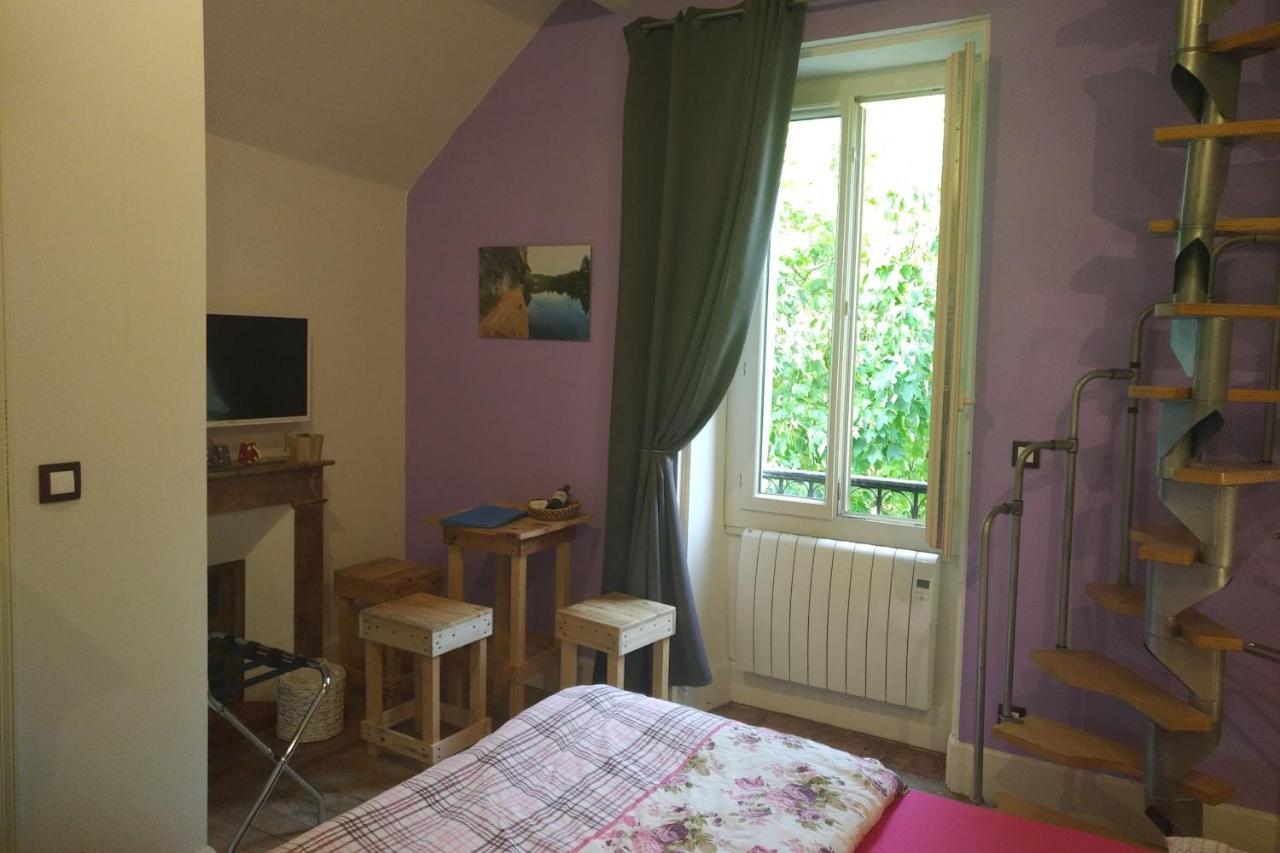 Bed and Breakfast Le Figuier De Pauline Luzech Esterno foto